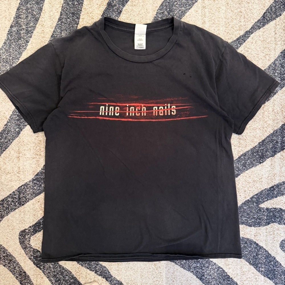 Vintage Y2K 2014 NIN Nine Inch Nails Japan Tour Tee Shirt Large Faded